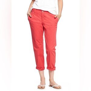 GAP size 6 Girlfriend Khaki Pants in Coral